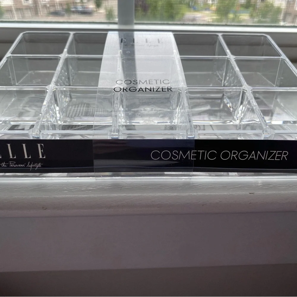 Elle Clear Cosmetic Organizer